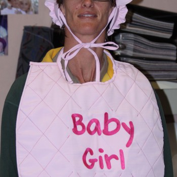 Embroidered Stork Tea Set