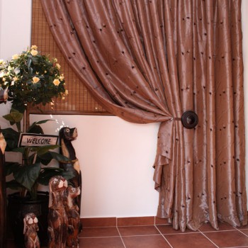 Curtain with ½ Round Pelmet Pole