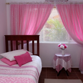 Curtains on 25mm Pole