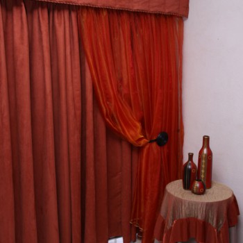 Curtains with covered Pelmet
