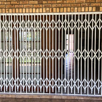 Multiguard Sliding Door - Left & Right Opening White